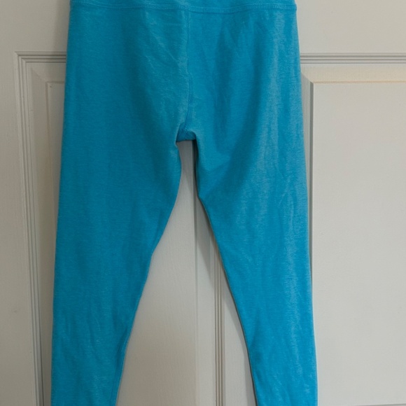 Beyond Yoga Set - Picture 6 of 7